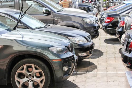 Những lưu ý quan trọng khi mua xe ô tô cũ để tránh rủi ro
