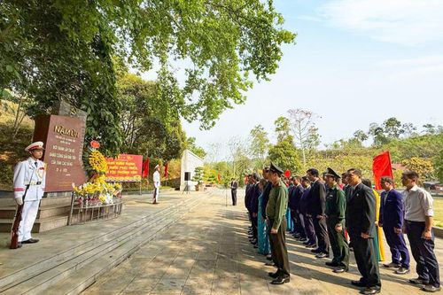Nỗ lực, quyết tâm hiện thực hóa khát vọng phát triển quê hương, đất nước phồn vinh, hạnh phúc