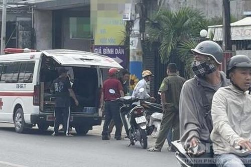 Người đàn ông tử vong trong nhà nghỉ, miệng sùi bọt mép