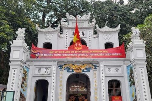 Xây dựng tour đêm 'Tiếng chuông Trấn Vũ' tại đền Quán Thánh