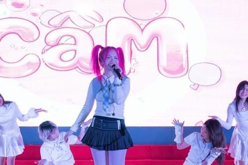 Cầm 'cháy hết mình' cùng học sinh trường THPT chuyên Trần Phú - Hải Phòng