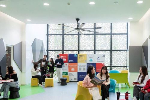Trường đại học đầu tiên tại Việt Nam nhận chứng nhận xanh quốc tế