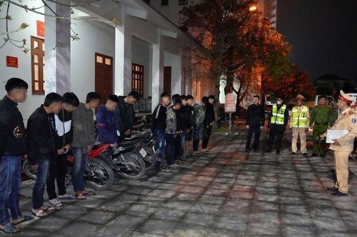 Hơn 50 'quái xế' bị bắt khi đua xe trái phép, mang theo hung khí