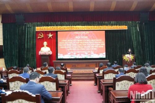 Công bố quyết định thành lập Báo và Đài Phát thanh và Truyền hình tỉnh Lạng Sơn