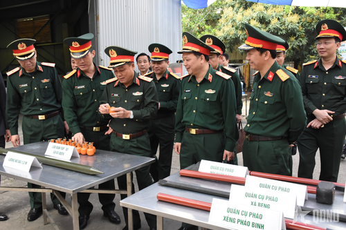 Chủ nhiệm Tổng cục Hậu cần-Kỹ thuật kiểm tra Công ty Cổ phần 22