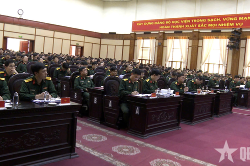 Học viện Chính trị đối thoại với cán bộ, giảng viên, học viên, nhân viên, chiến sĩ