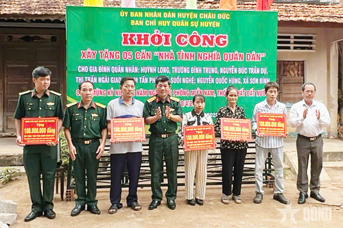 Ban CHQS huyện Châu Đức khởi công xây dựng 5 căn nhà tình nghĩa quân dân