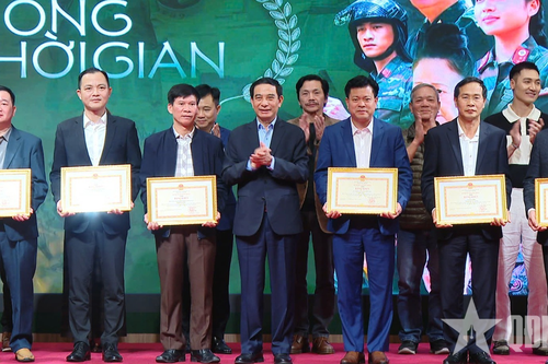 Đại tướng Phan Văn Giang: Phim 'Không thời gian' khắc họa chân thực hình ảnh Bộ đội Cụ Hồ