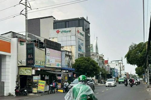 TPHCM, Nam bộ tiếp tục xuất hiện những cơn mưa trái mùa