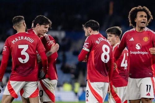 Tỷ phú Jim Ratcliffe 'xuống nước' với cổ động viên Man United