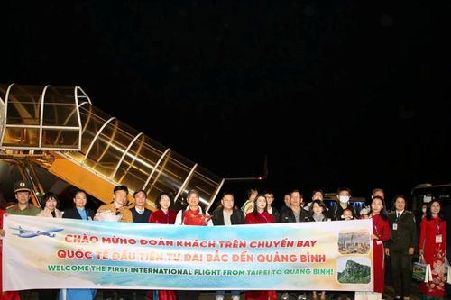 Quảng Bình đón chuyến bay quốc tế đầu tiên từ Đài Bắc