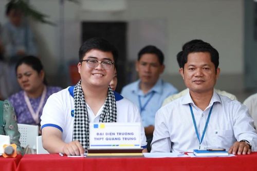 Hành trình 'tìm ngọc' cùng Song Yến PSY tại hơn 50 điểm trường THPT