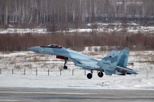 Lô tiêm kích Su-35S đầu tiên của năm 2025 đã được bàn giao