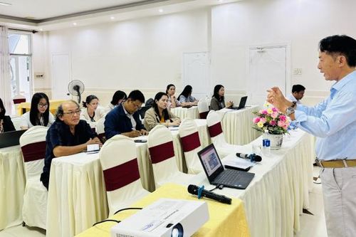 Hội Nhà báo Phú Yên tập huấn kỹ năng biên tập, rút tít báo chí