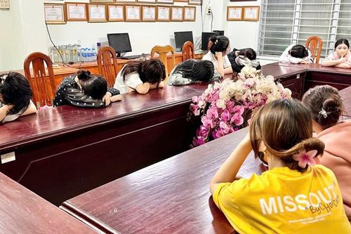 Khởi tố, bắt tạm giam thêm 8 đối tượng liên quan vụ môi giới mại dâm