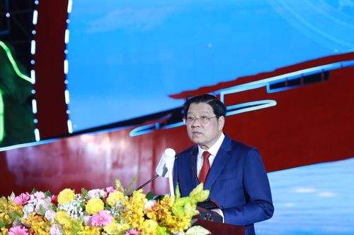 Phú Yên kỷ niệm 50 năm ngày giải phóng và đón nhận Huân chương Lao động hạng Nhất