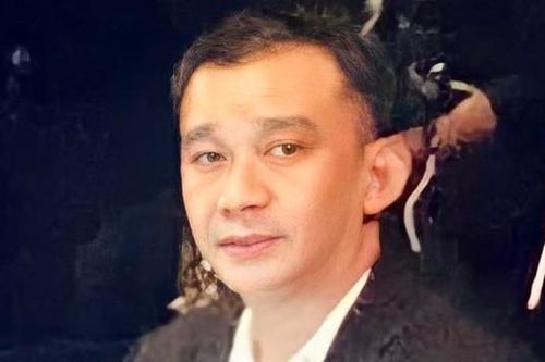 Nghệ sĩ Anh Khoa bị tai nạn giao thông