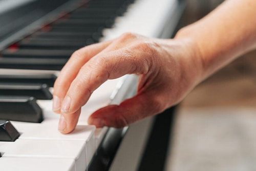 Bài học cuộc đời: Không còn đôi tay, tôi còn làm được gì?