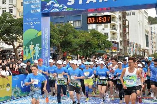 Khai mạc du lịch Cát Bà năm 2025
