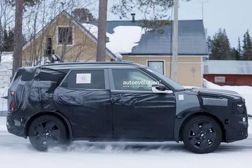 Kia Seltos 2026 lộ diện: Động cơ hybrid, có cả phiên bản 7 chỗ