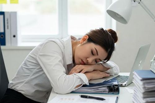 Ngủ trưa có thực sự tốt cho sức khỏe?