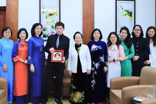 Nghiên cứu huy động nguồn lực để duy trì và phát triển Giải thưởng Kovalevskaia