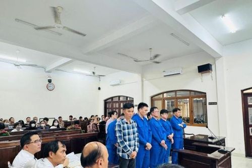 Vụ môi giới 'bảo kê' xe vi phạm qua Trạm Cảnh sát giao thông Suối Tre: Đề nghị mức án cao nhất từ 9-10 năm tù