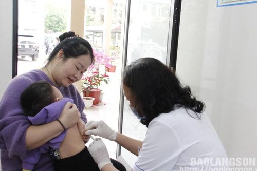 97,3% trẻ được tiêm vắc-xin phòng, chống dịch sởi