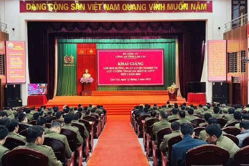 Bồi dưỡng nghiệp vụ cho lực lượng tham gia bảo vệ an ninh, trật tự