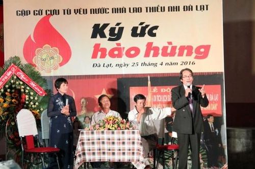 Có một nhà tù 'độc nhất vô nhị' trên thế giới (Kỳ III): Những tù nhân thiếu nhi tự mổ bụng phản đối kẻ thù
