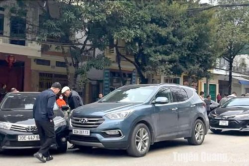 Giữ khoảng cách an toàn