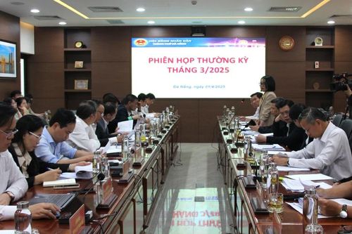 Để quyết sách đến được với người dân