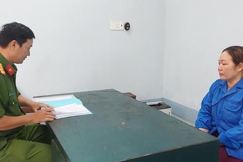 Bịa chuyện chờ lãnh tiền bảo hiểm để chiếm đoạt gần 1,7 tỷ đồng