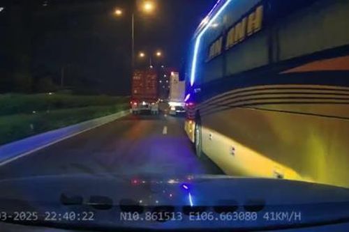 TPHCM: Xác minh clip xe khách An Anh tạt đầu, gây ra va quẹt rồi chạy luôn