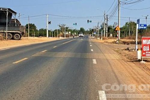 Vụ dân ngóng đền bù tại dự án đường Hồ Chí Minh: Chi hơn 26 tỉ đồng đền bù