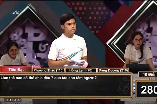 Làm sao để chia đều 7 quả táo cho 8 người?