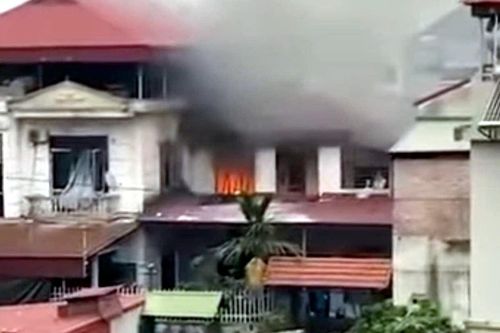 Nam thanh niên 19 tuổi tử vong sau tiếng nổ lớn ở Hà Nội