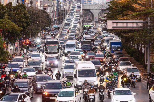 Phó Thủ tướng yêu cầu Hà Nội xây dựng lộ trình thu phí ô tô vào nội đô