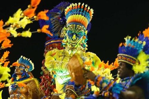 Rộn ràng lễ hội Suriname