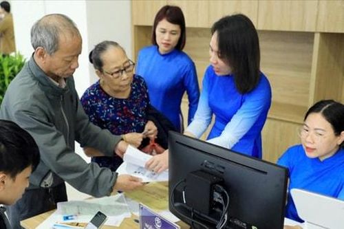 'Vừa chạy vừa xếp hàng' - 'Chìa khóa' thành công