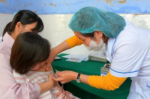 Huế tiếp tục rà soát tiêm vét sau chiến dịch tiêm vaccine phòng sởi