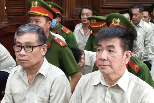 Cựu chủ tịch An Giang bị tuyên phạt hơn 8 năm tù
