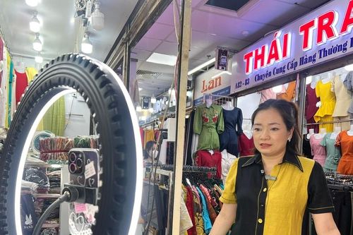 Vực dậy sức mua cho chợ truyền thống - Bài cuối: 'Khoác áo mới' cho chợ