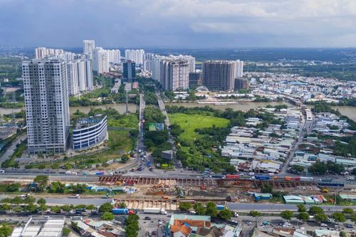 Chủ đầu tư căn hộ ở TP.HCM đua nhau bung hàng