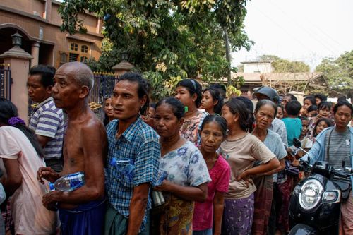 Số nạn nhân chết vì động đất ở Myanmar gần chạm mốc 3.000 người
