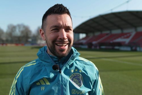 Từ đống tro tàn, Ajax đã trở lại