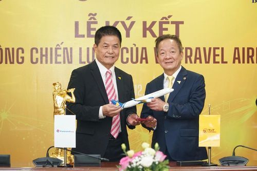 Bầu Hiển, ông Nguyễn Quốc Kỳ làm cố vấn cho Vietravel Airlines