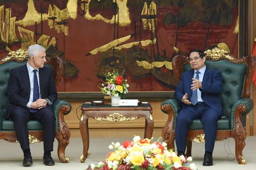 Thủ tướng Phạm Minh Chính tiếp Tổng Giám đốc Tập đoàn Standard Chartered