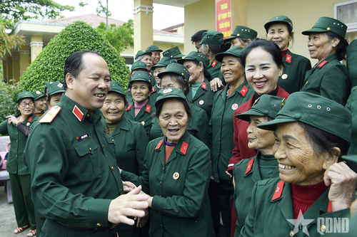 Nặng nghĩa tri ân trên quê hương cách mạng