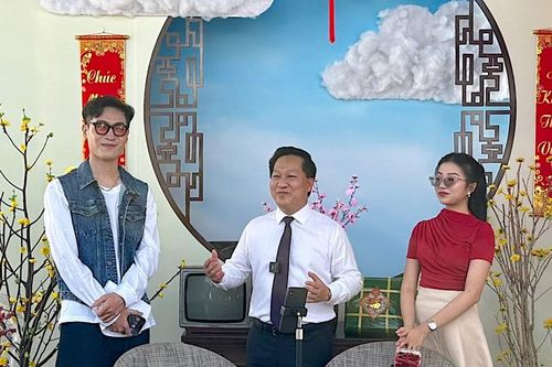 Hỗ trợ người dân lên sàn thương mại điện tử